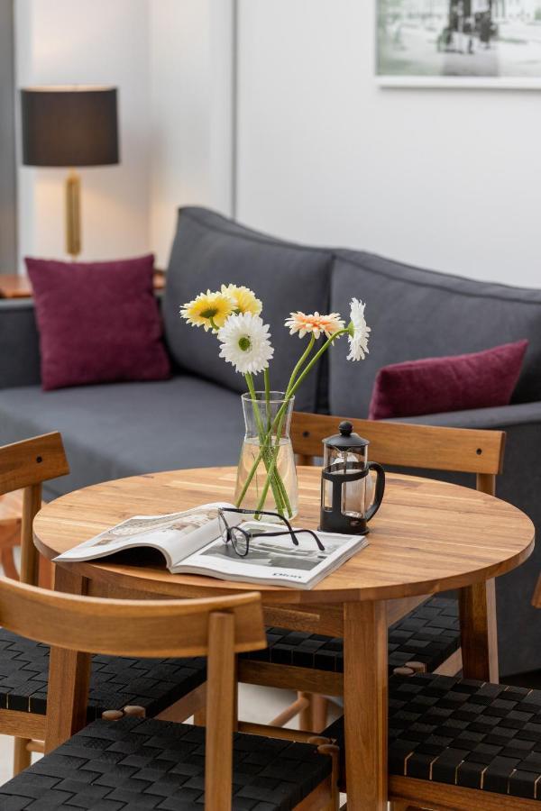 Plac Unii Apartment Gdynia City Centre By Noclegi Renters Dış mekan fotoğraf